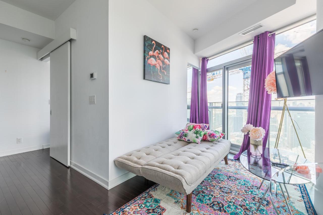 Marvelous Apartments In The Heart Of Toronto Extérieur photo